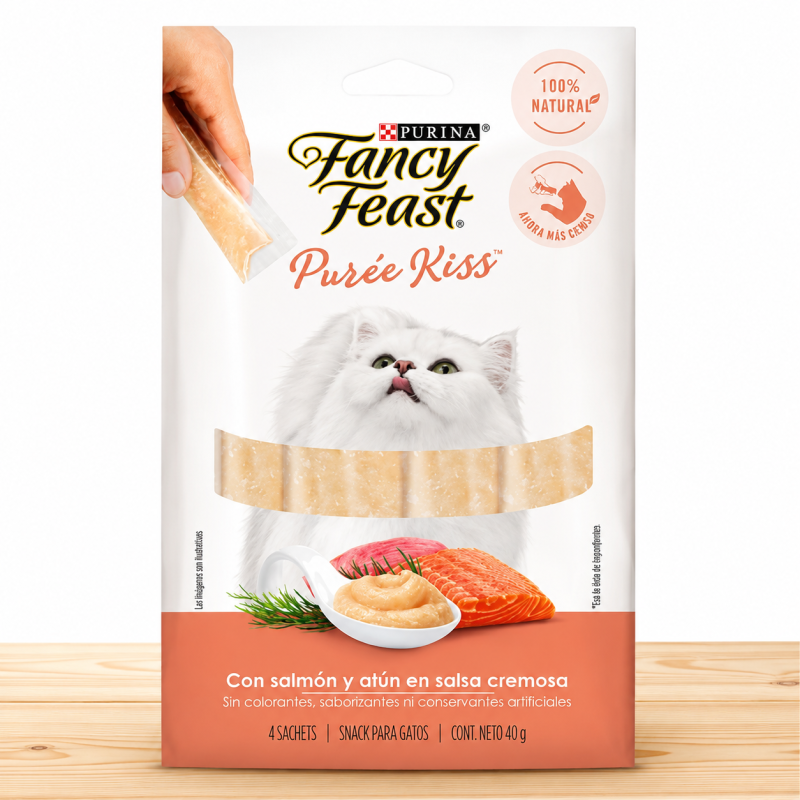 FANCY FEAST PUREE KISS PAQ X 4 UND _ SABOR SALMON
